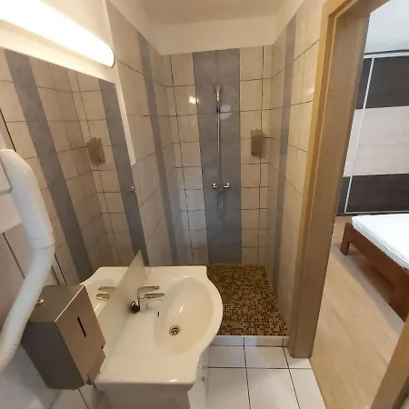 Mamutfenyo Panzio Bed & Breakfast *