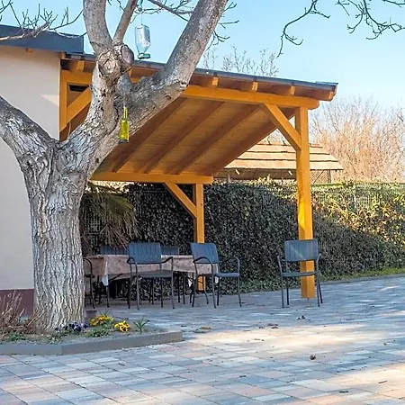 Mamutfenyo Panzio 4* Tata